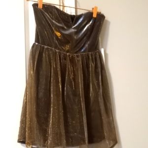 Nice party dress/ wear to a special event Sz. Med.